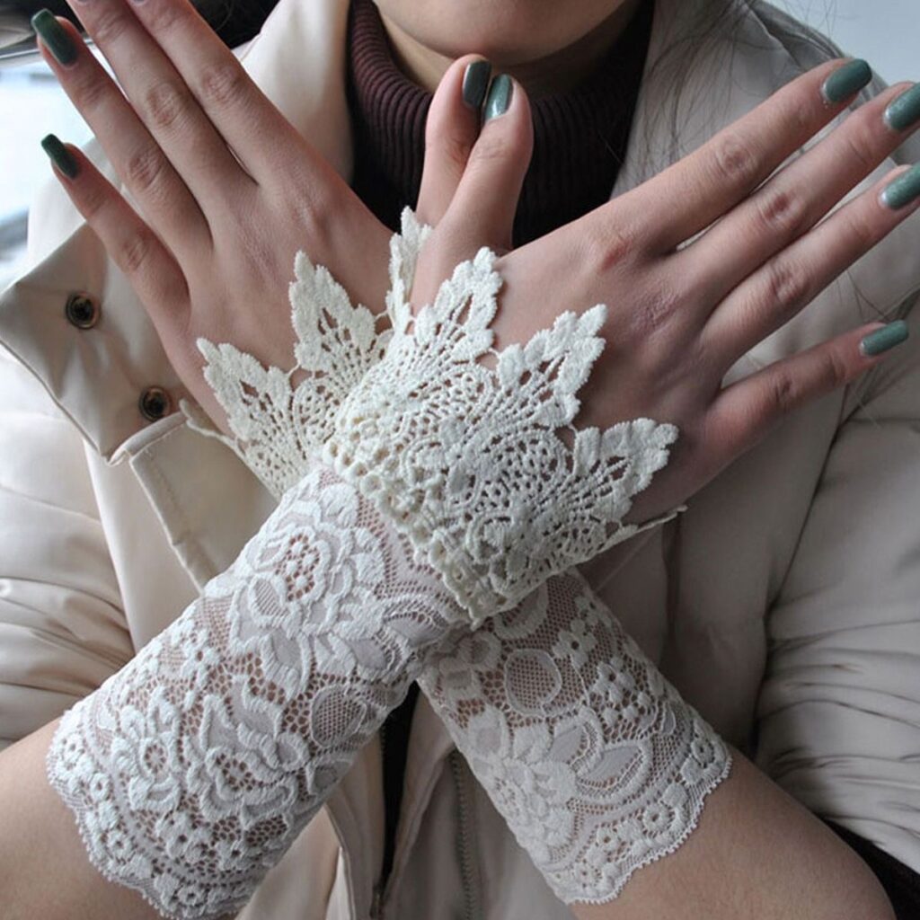 lace trim gloves